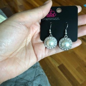 Hanging pearl earrings